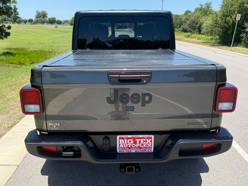 Used 2020 Jeep Gladiator Sport w/ Quick Order Package 24S AWD/4WD image 8