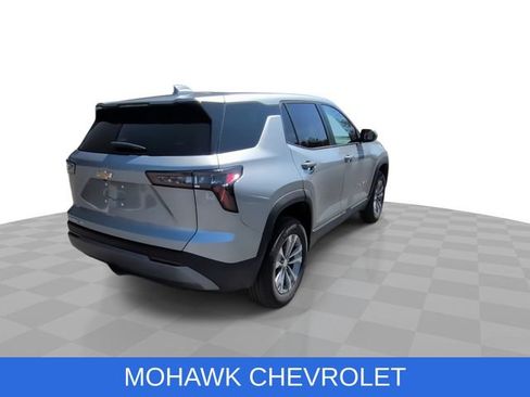 Used 2025 Chevrolet Equinox LT AWD/4WD image 9