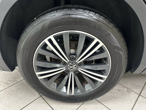 Used 2024 Volkswagen Tiguan Wolfsburg Edition image 14