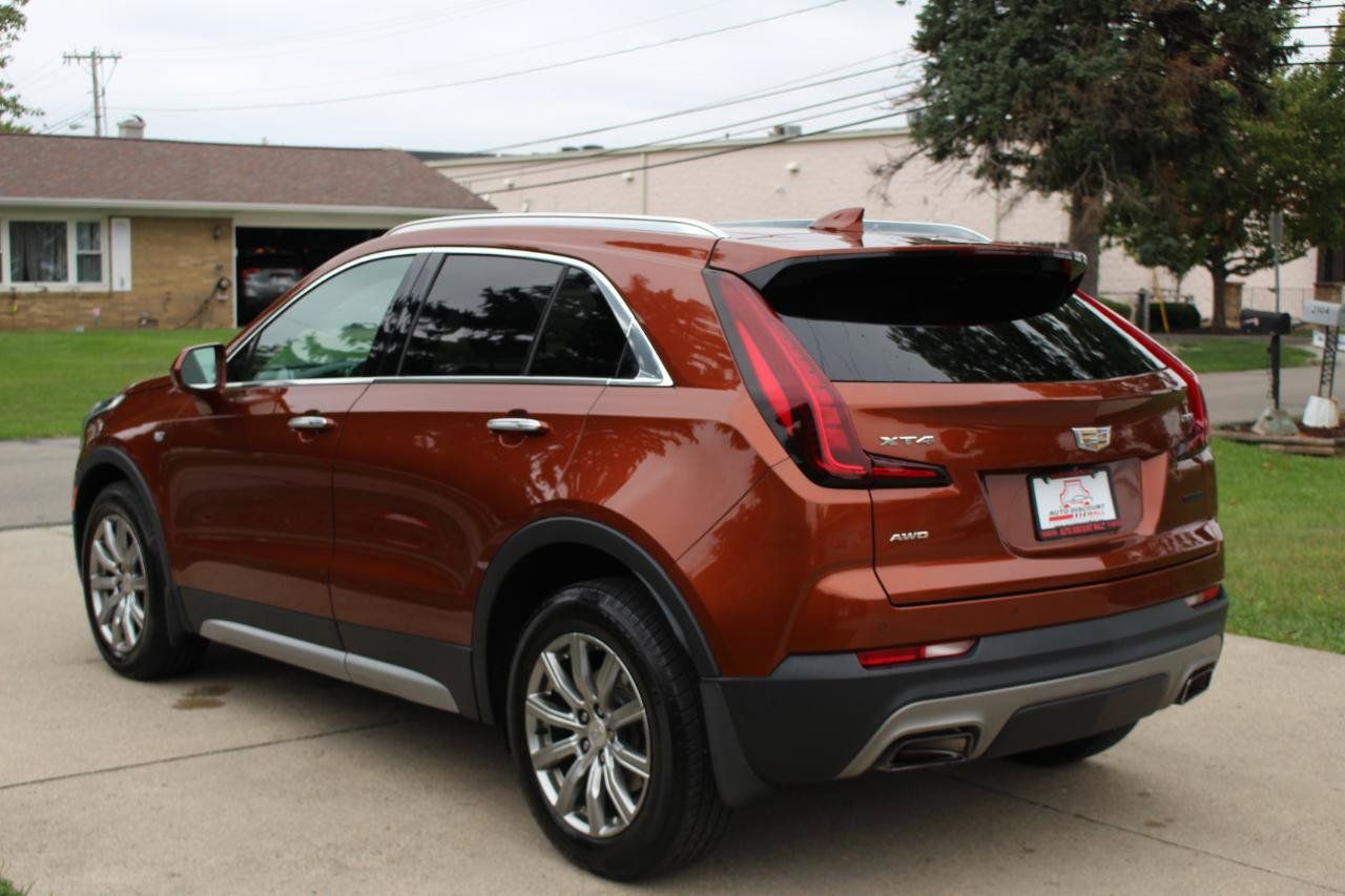 Used 2019 Cadillac XT4 Premium Luxury w/ Cold Weather Package AWD/4WD image 7