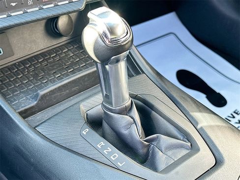 Used 2024 Ford Mustang Premium image 16