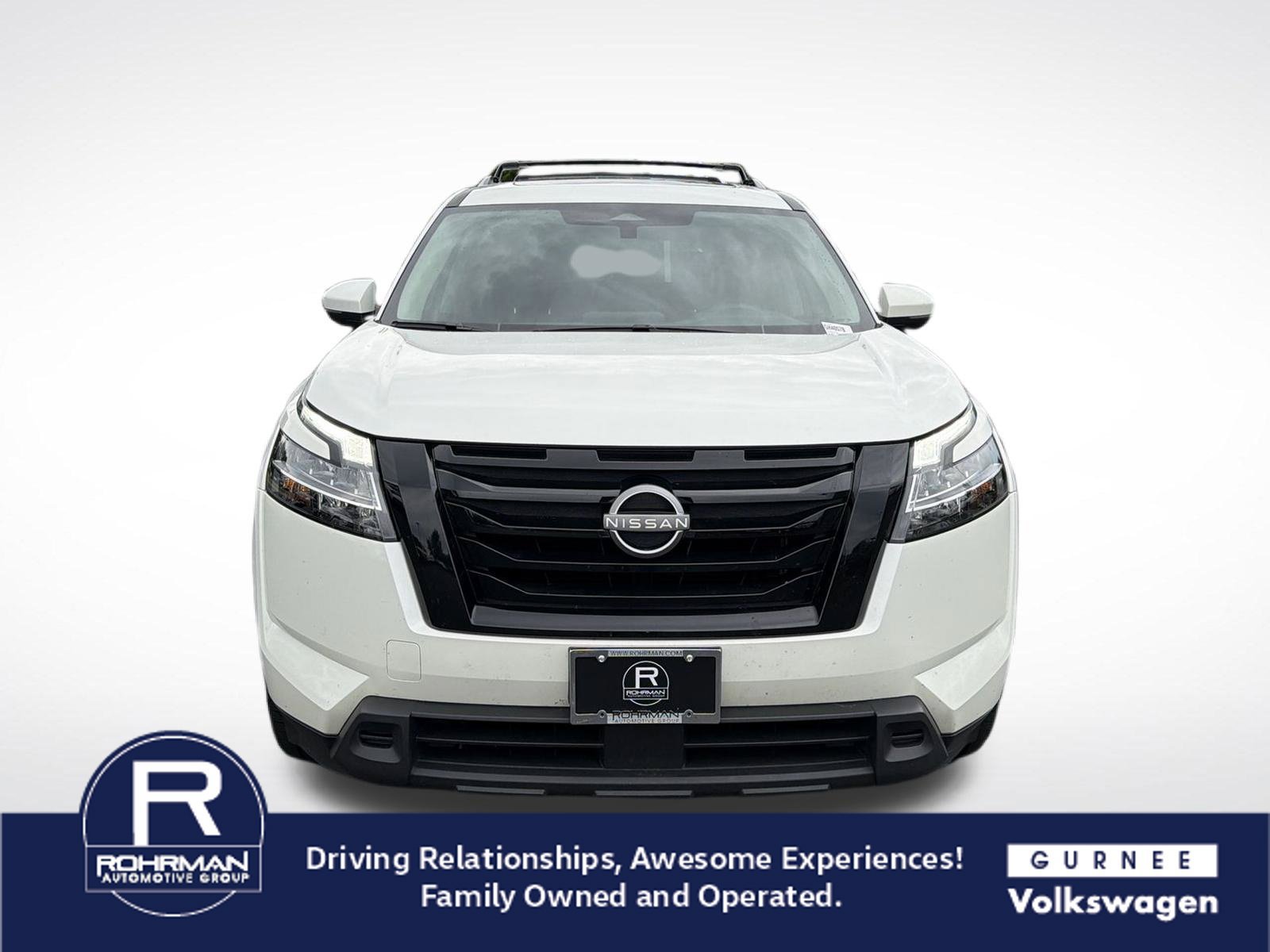 Used 2022 Nissan Pathfinder SV w/ SV Premium Package AWD/4WD image 3