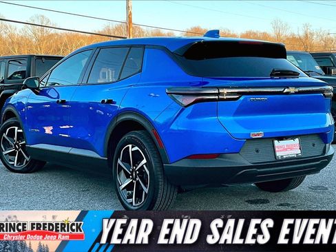 Used 2025 Chevrolet Equinox EV LT image 9