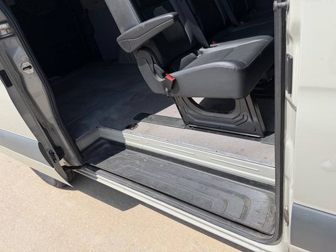Used 2024 Mercedes-Benz Sprinter 2500 image 29