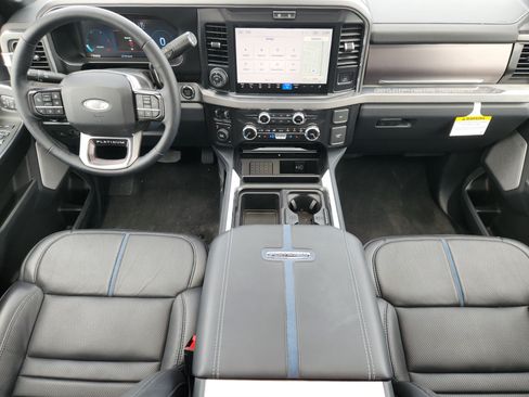 New 2026 Ford F450 Platinum w/ FX4 Off-Road Package AWD/4WD image 23