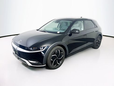 Used 2024 Hyundai Ioniq 5 SEL RWD image 3