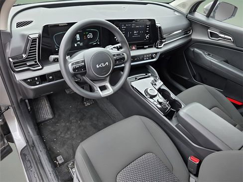 Used 2024 Kia Sportage LX image 21