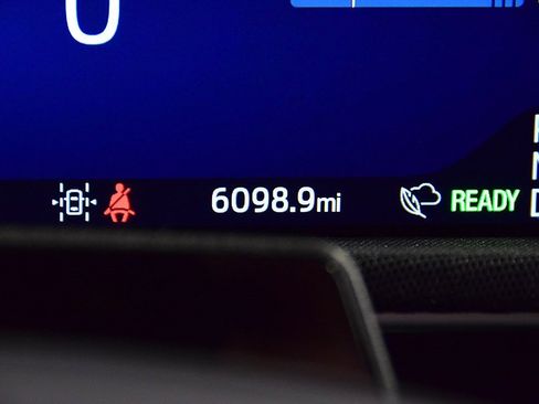 Used 2025 Ford Mustang Mach-E Select image 19