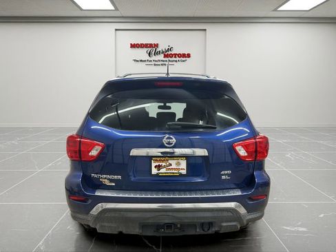 Used 2017 Nissan Pathfinder SL w/ SL Tech Package image 4