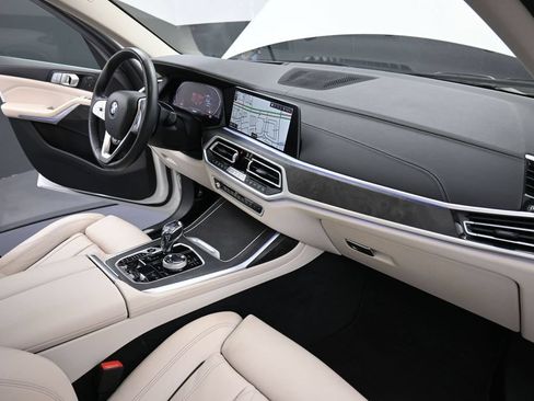 Used 2022 BMW X7 xDrive40i w/ Executive Package AWD/4WD image 20