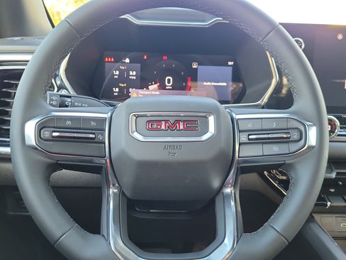 New 2025 GMC Canyon Elevation w/ Convenience Package image 8