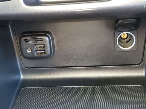 Used 2020 GMC Canyon Denali image 16