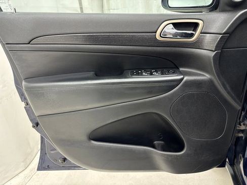 Used 2014 Jeep Grand Cherokee Laredo w/ Quick Order Package 23E image 16