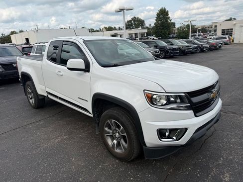 Used 2016 Chevrolet Colorado Z71 AWD/4WD image 4