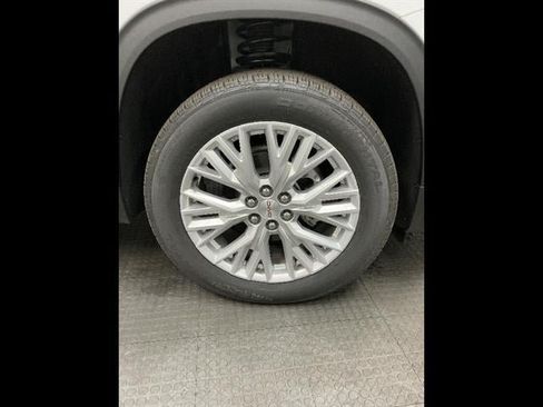 New 2026 GMC Acadia Elevation w/ Elevation Premium Package AWD/4WD image 58