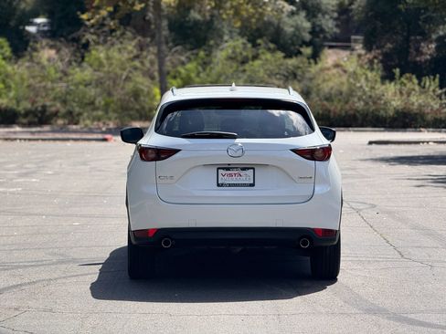 Used 2020 MAZDA CX-5 Touring FWD image 4