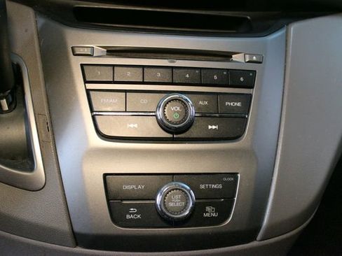 Used 2016 Honda Odyssey LX image 25