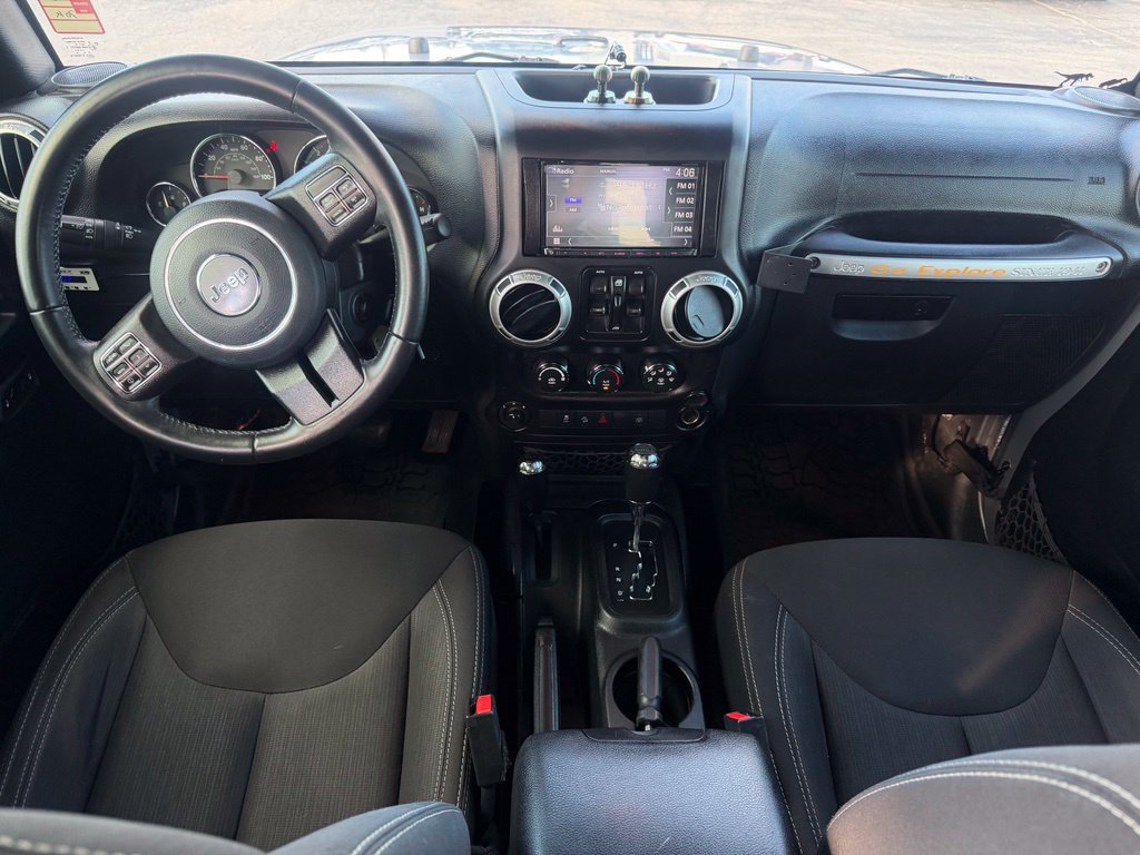 Used 2017 Jeep Wrangler Unlimited Sahara w/ Max Tow Package AWD/4WD image 22