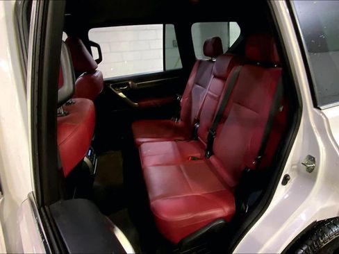 Certified 2023 Lexus GX 460 Premium w/ Premium Package image 20