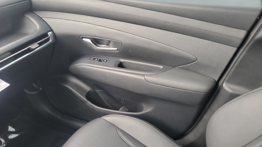 Certified 2025 Hyundai Tucson SEL FWD image 13