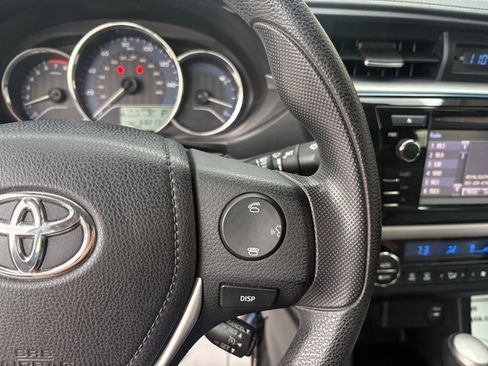 Used 2016 Toyota Corolla LE FWD image 23