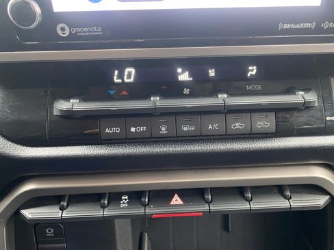 Used 2022 Toyota Tundra SR5 image 18