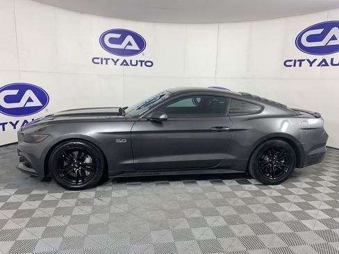 Used 2017 Ford Mustang GT image 6