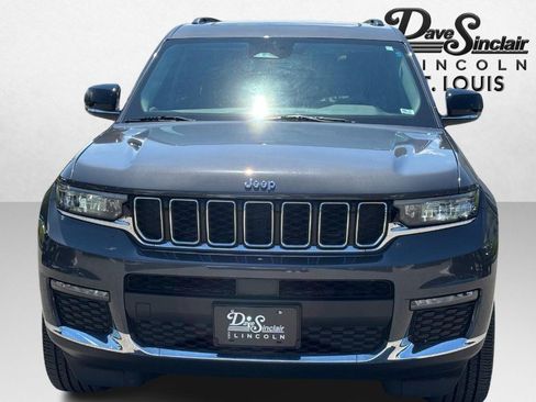 Used 2022 Jeep Grand Cherokee L Limited AWD/4WD image 8
