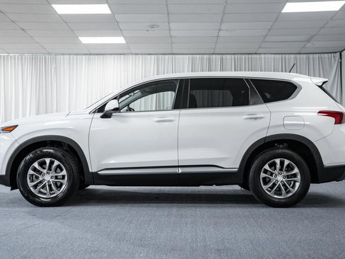 Used 2020 Hyundai Santa Fe SE image 5
