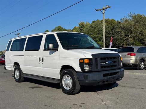 Used 2013 Ford E-350 and Econoline 350 XL image 6