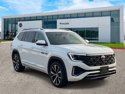 New 2026 Volkswagen Atlas SEL Premium R-Line AWD/4WD image 2
