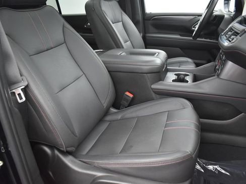 Used 2023 Chevrolet Suburban RST w/ Luxury Package AWD/4WD image 37