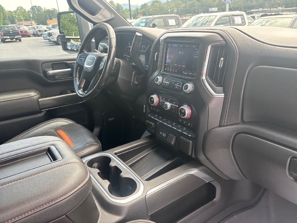 Used 2022 GMC Sierra 2500 AT4 w/ AT4 Preferred Package AWD/4WD image 14