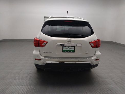 Used 2017 Nissan Pathfinder SL w/ SL Tech Package image 6