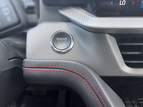 Used 2025 Ford Explorer ST RWD image 25