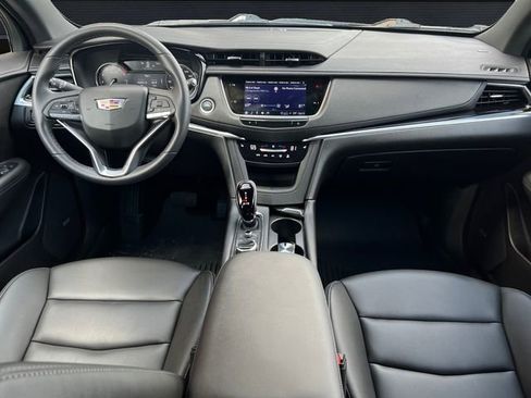 Used 2023 Cadillac XT6 Luxury w/ LPO, Floor Liner Package image 10