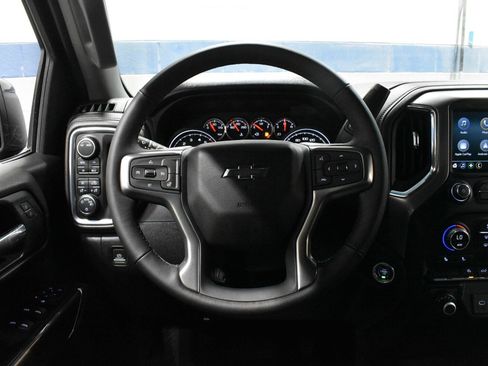 Used 2022 Chevrolet Silverado 1500 RST AWD/4WD image 6