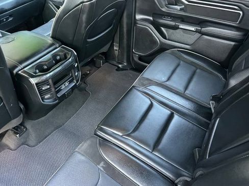 Used 2024 RAM 1500 Laramie image 12