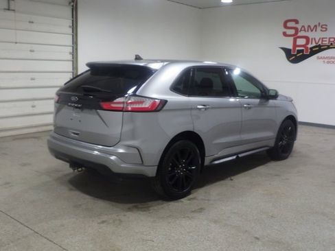 Used 2023 Ford Edge ST-Line w/ Class II Trailer Tow Package image 4