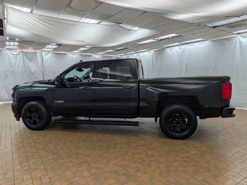 Used 2018 Chevrolet Silverado 1500 LTZ Z71 w/ LTZ Plus Package AWD/4WD image 4