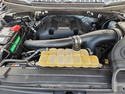 Used 2018 Ford F150 Raptor w/ Equipment Group 802A Luxury image 30