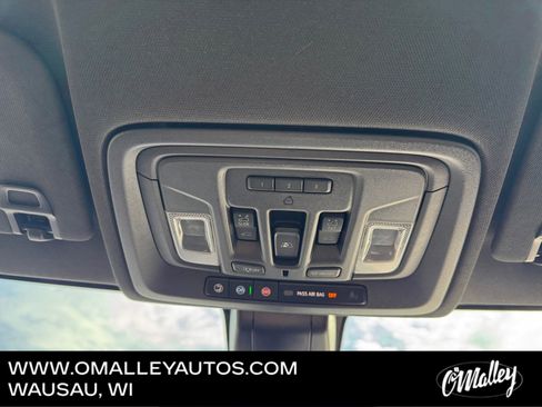 Used 2021 Chevrolet Silverado 1500 High Country w/ Technology Package image 24