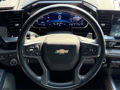 Used 2024 Chevrolet Silverado 1500 High Country AWD/4WD image 8