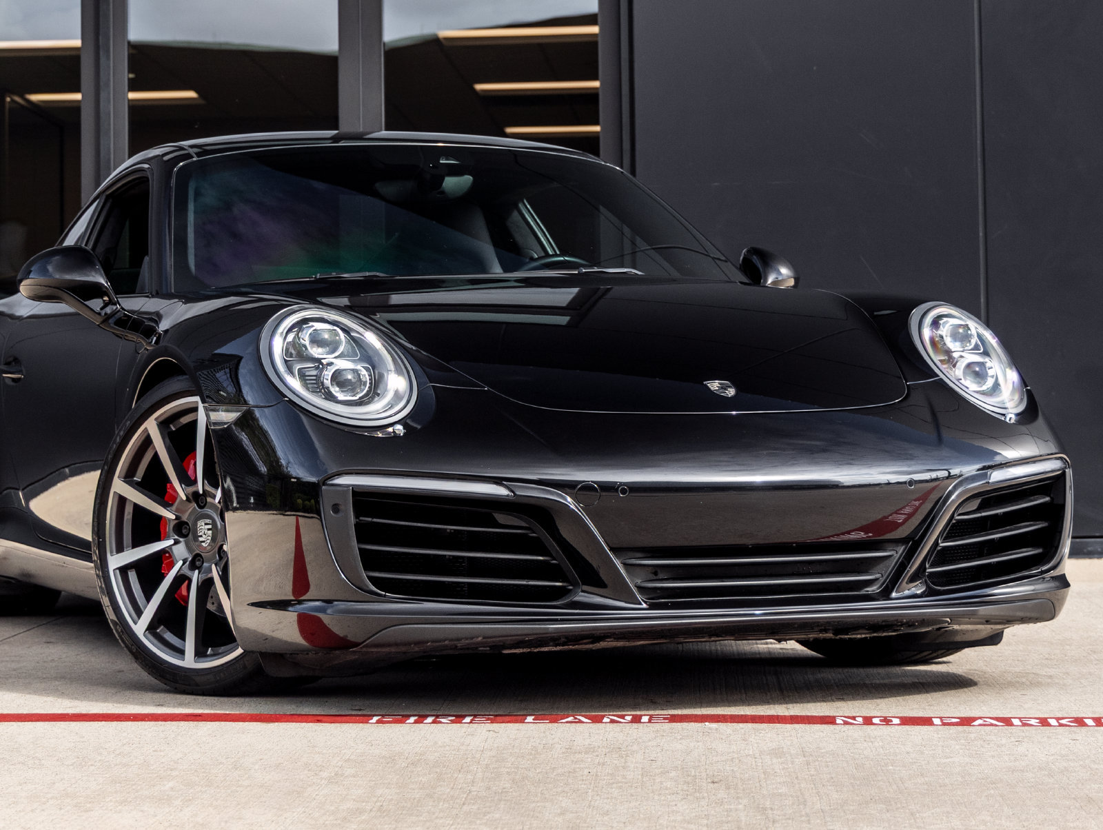 Used 2017 Porsche 911 Carrera S RWD image 9