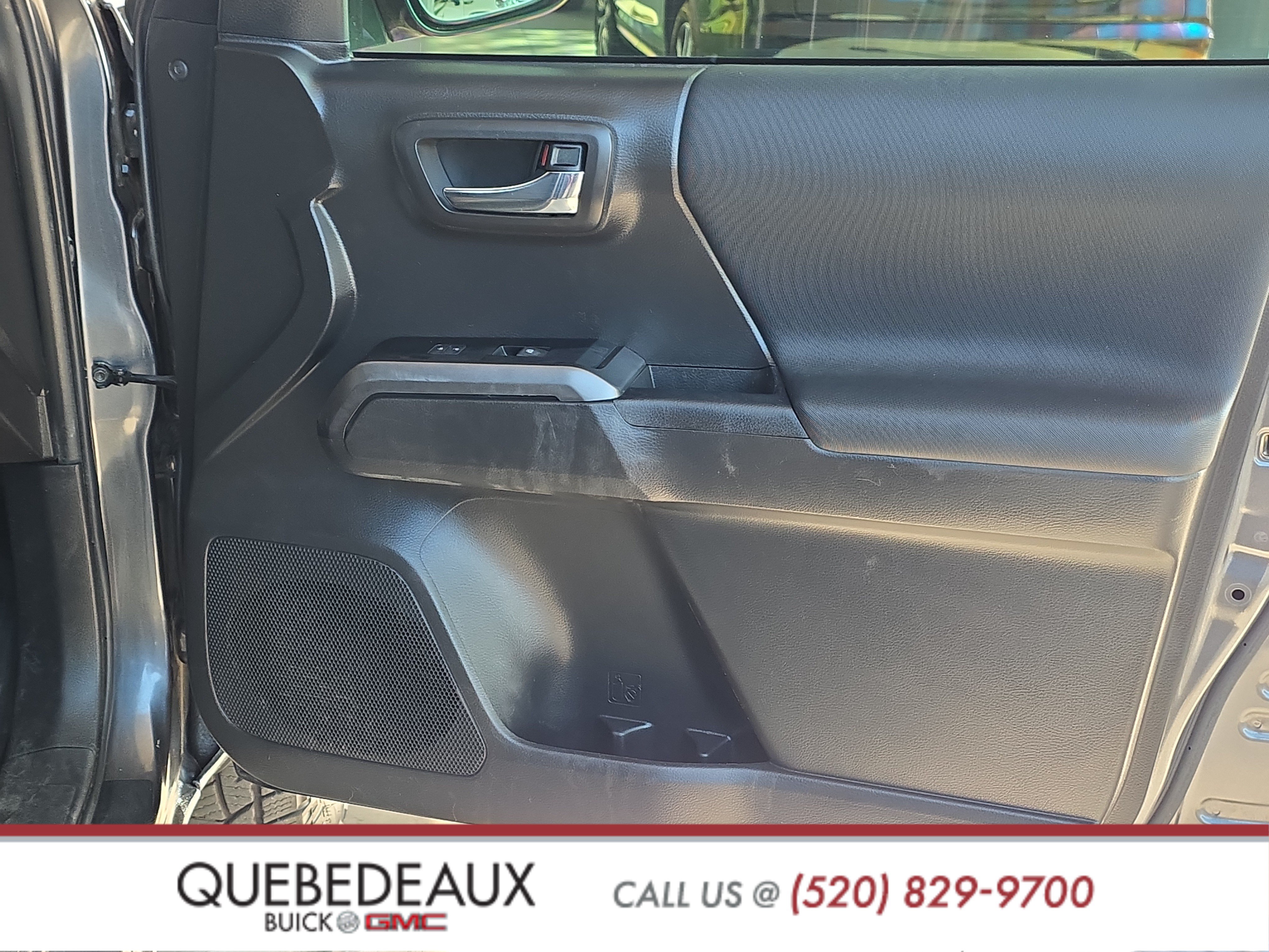 Used 2023 Toyota Tacoma TRD Off-Road AWD/4WD image 28
