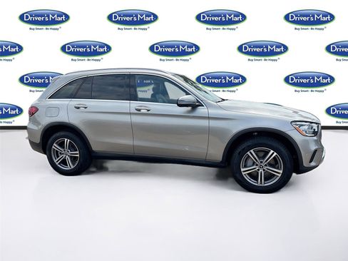 Used 2021 Mercedes-Benz GLC 300 4MATIC image 8