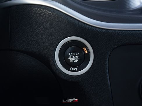 Used 2020 Dodge Charger Scat Pack image 32