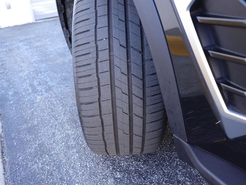 Used 2025 BMW X5 xDrive40i w/ Premium Package image 43