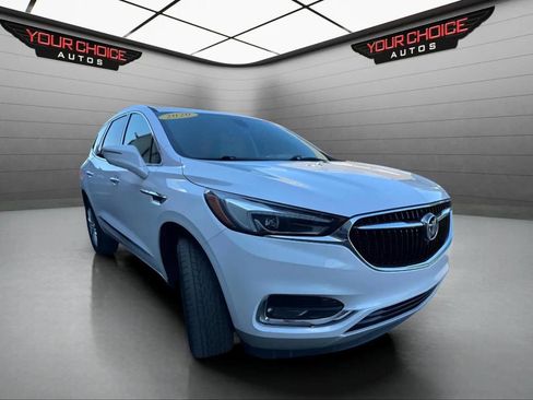 Used 2020 Buick Enclave Essence w/ Sound and Sites Package image 6