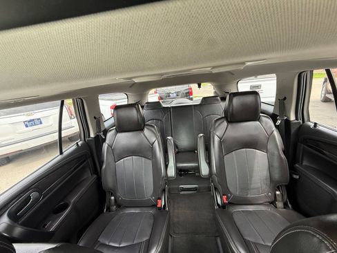 Used 2017 Buick Enclave Leather w/ Trailering Package AWD/4WD image 18